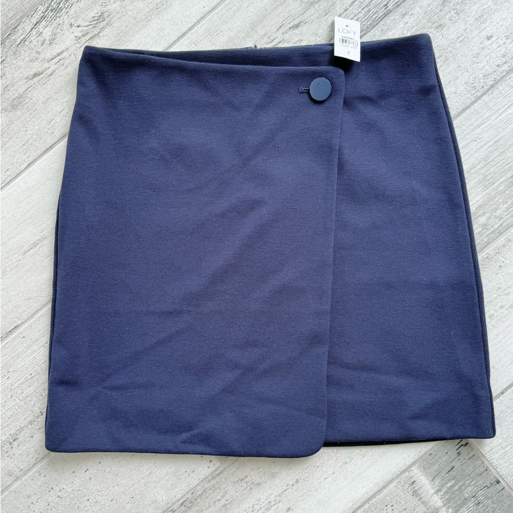 NWT! LOFT Women's Navy Faux Wrap Mini Skirt - size 6